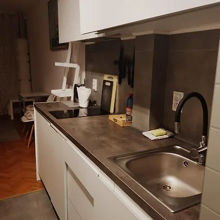 Apartment Plac Trzech Krzyzy