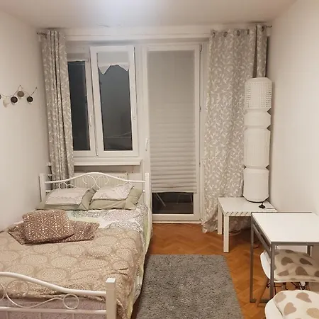 Plac Trzech Krzyzy Warsaw