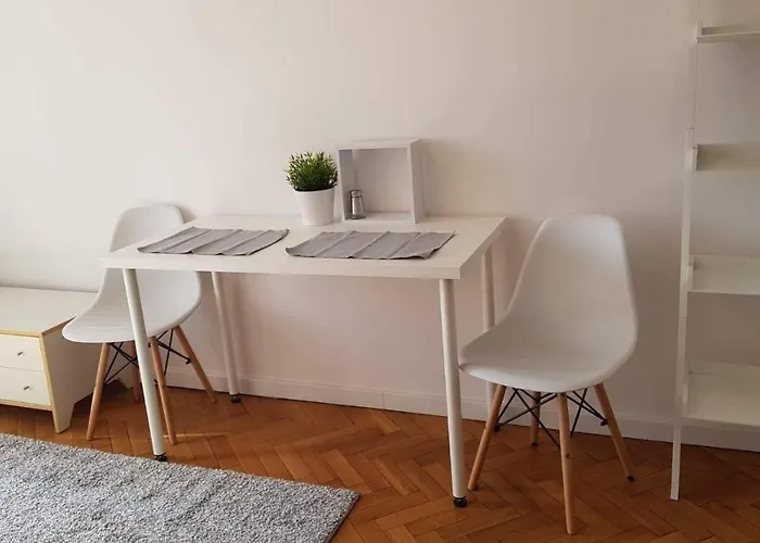 Plac Trzech Krzyzy * Warsaw